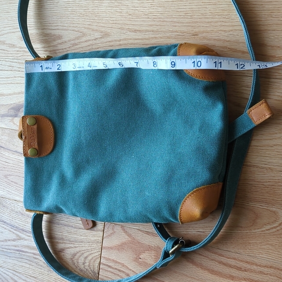 Davan. Women's Shoulder Bag. - Picture 11 of 13